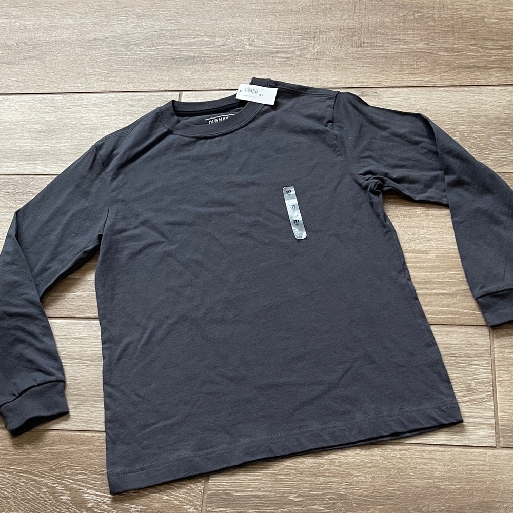 Old Navy Tee SIZE 8